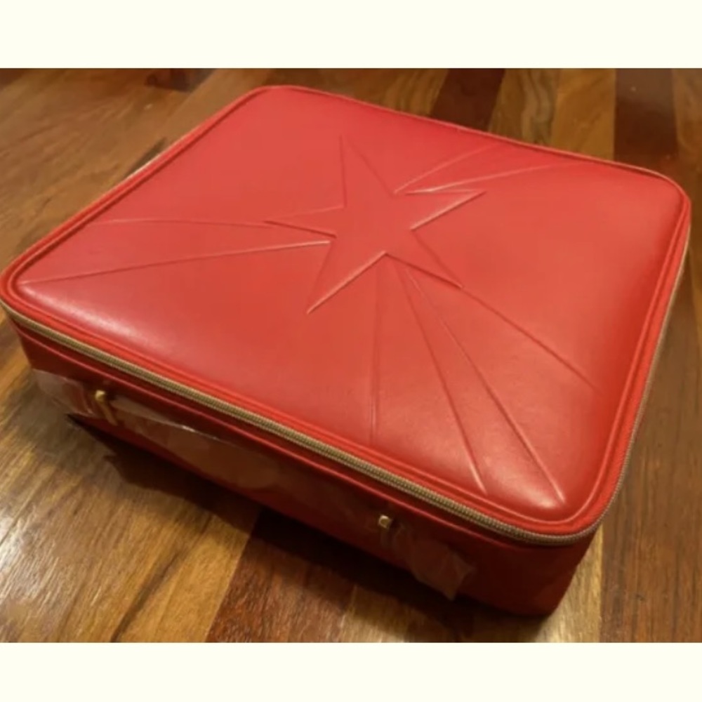 Lancôme || Large Cosmetic Case Zip Around || NEW✨